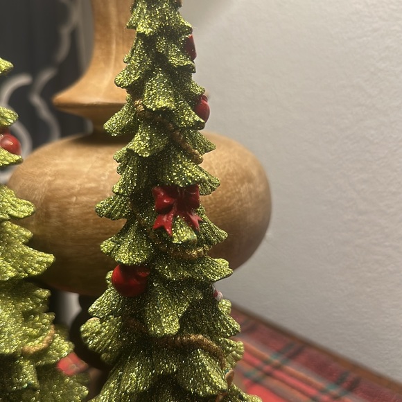 2 Trees-Xmas - Picture 7 of 15